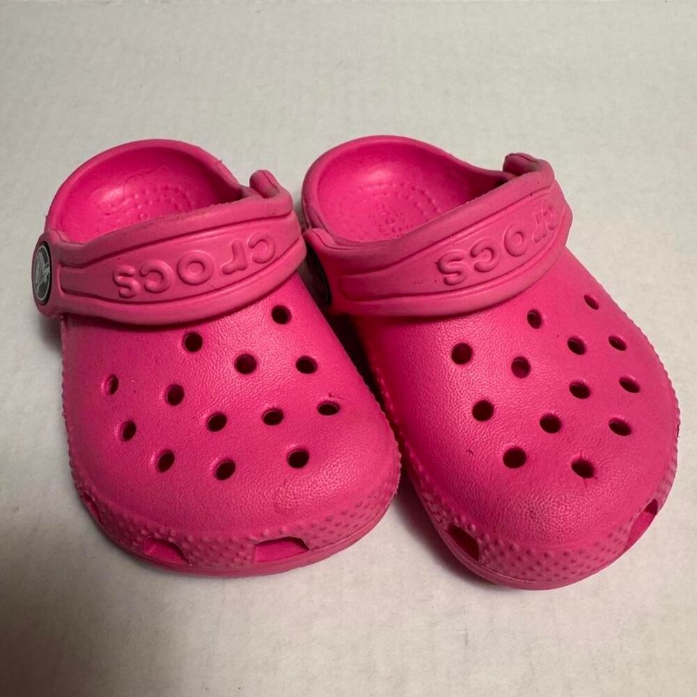 Crocs Women's Pink Clogs
